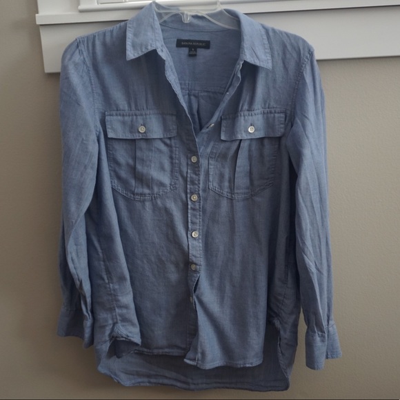 Small Banana Republic Blue Button Down Shirt - Picture 1 of 3